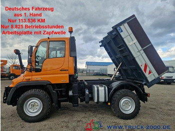 Autocarro ribaltabile UNIMOG U300