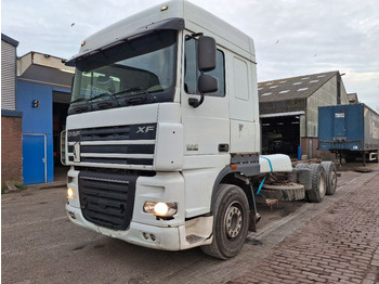 Autocarro telaio DAF XF 105 460