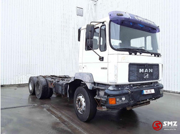 Autocarro telaio MAN 33.343