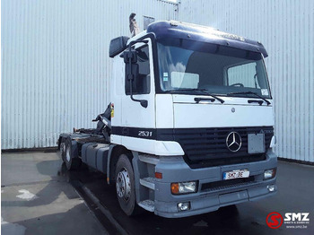Autocarro portacontainer/ Caisse interchangeable MERCEDES-BENZ Actros 2531