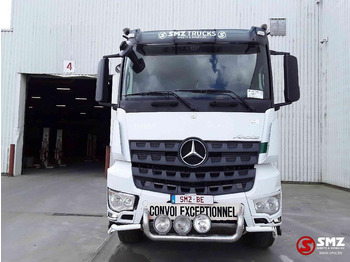 Trattore stradale Mercedes-Benz Arocs 3351 lames steel: foto 2