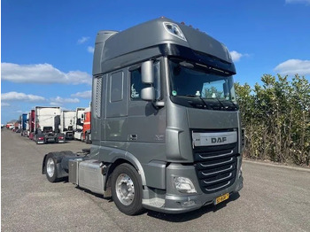 Trattore stradale DAF XF 440