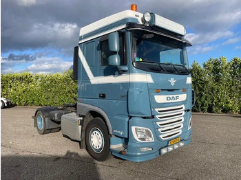Trattore stradale DAF XF 460
