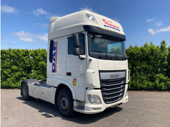 Trattore stradale DAF XF 460