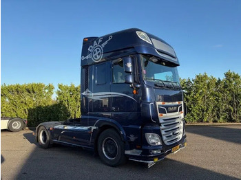 Trattore stradale DAF XF 480