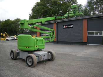 Piattaforma autocarrata GENIE Z45/25