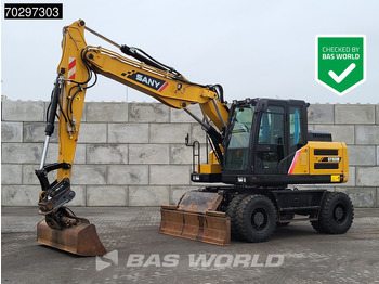Escavatore gommato SANY