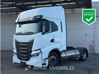 Trattore stradale IVECO S-WAY