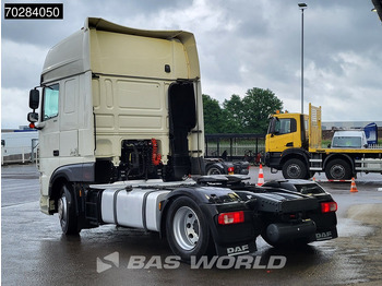 Trattore stradale DAF XF 530 4X2 SSC Retarder 2x Tanks Standklima ACC Euro 6: foto 2
