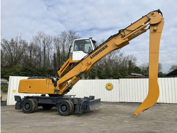 Escavatore per movimentazione LIEBHERR A 924