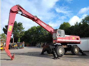 Escavatore per movimentazione LIEBHERR