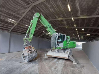 Escavatore per movimentazione SENNEBOGEN