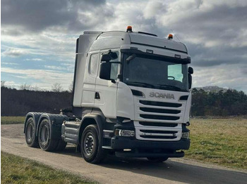 Trattore stradale SCANIA
