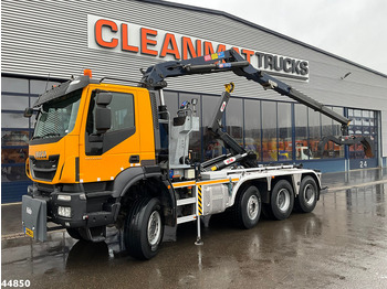 Autocarro scarrabile IVECO Trakker
