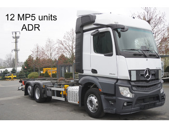 Autocarro portacontainer/ Caisse interchangeable MERCEDES-BENZ Actros 2545