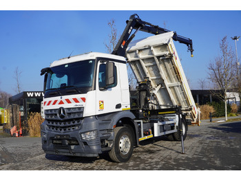 Camion con gru MERCEDES-BENZ Arocs 1833