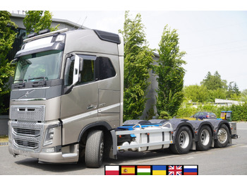 Camion con gru VOLVO FH16 750