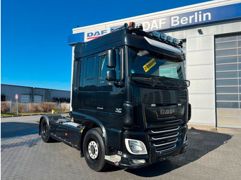Trattore stradale DAF XF 530