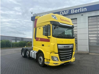 Trattore stradale DAF XF 530