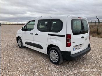 Minibus, Pulmino 2021 Opel Combo Life Passenger Van: foto 2