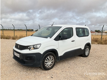 Minibus PEUGEOT