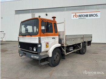 Autocarro con pianale/ Cassone fisso VOLVO FL