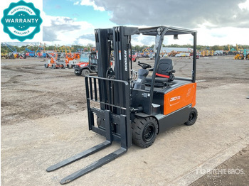 Carrello elevatore elettrico DOOSAN
