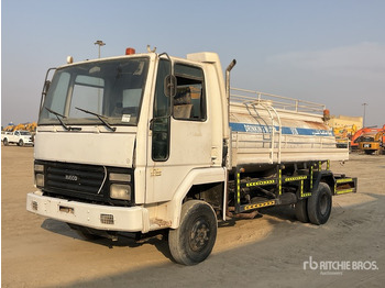 Camion cisterna IVECO