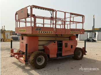 Piattaforma a pantografo JLG