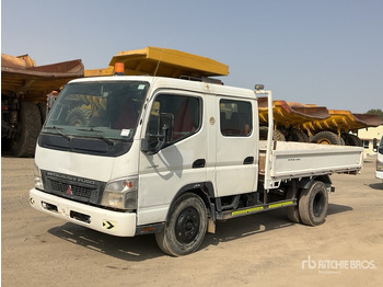 Autocarro con pianale/ Cassone fisso 2012 Mitsubishi Canter 4x2 Crew Cab Flatbed Truck: foto 2
