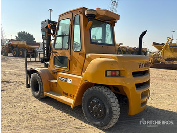 Carrello elevatore diesel 2013 Hyundai 50DF-7 5 ton Forklift: foto 2 Carrello elevatore diesel 2013 Hyundai 50DF-7 5 ton Forklift: foto 2