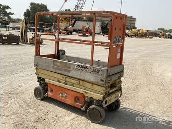 Piattaforma a pantografo JLG