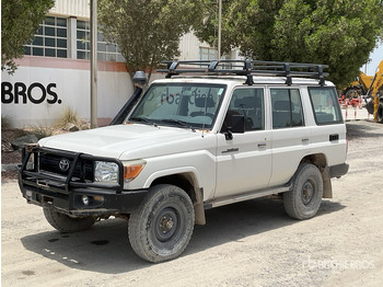 SUV/ Fuoristrada TOYOTA Land Cruiser