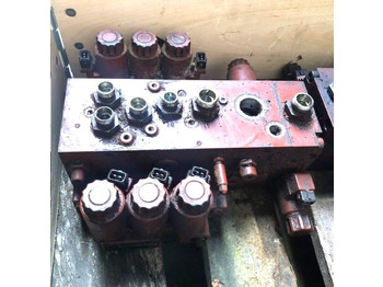 Valvola idraulica per Mezzo di movimentazione Control block VW10-M3 210bar/48V: foto 2
