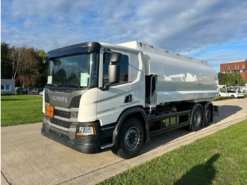 Camion cisterna SCANIA P