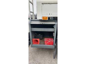 Camion cisterna VOLVO FM: foto 3