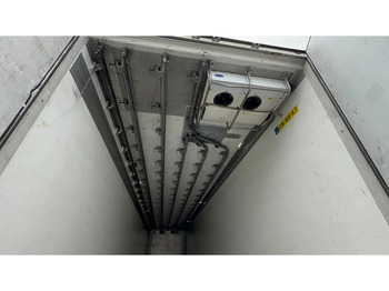 Semirimorchio cella isotermica Schmitz Cargobull SKO 24 5x Meatrails Rohrbahnen Fleisch Carrier Vector 1950MT: foto 4 Semirimorchio cella isotermica Schmitz Cargobull SKO 24 5x Meatrails Rohrbahnen Fleisch Carrier Vector 1950MT: foto 4