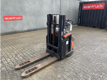 Carrello da magazzino TOYOTA