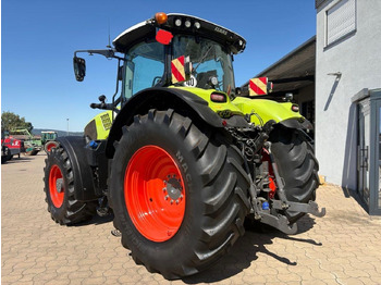 Trattore CLAAS Axion 870