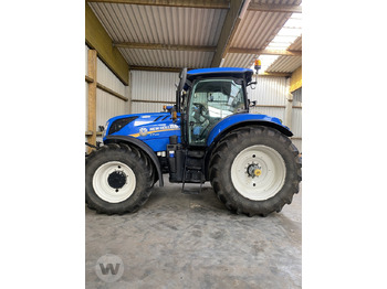 Trattore NEW HOLLAND T7.245