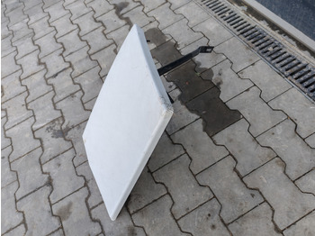 Aero kit/ Spoiler RENAULT RANGE T EURO 6 / HIGH CAB / LEFT SPOILER EXTENDER: foto 3 Aero kit/ Spoiler RENAULT RANGE T EURO 6 / HIGH CAB / LEFT SPOILER EXTENDER: foto 3