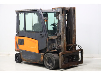 Carrello elevatore elettrico DOOSAN