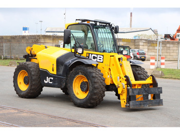Sollevatore telescopico JCB