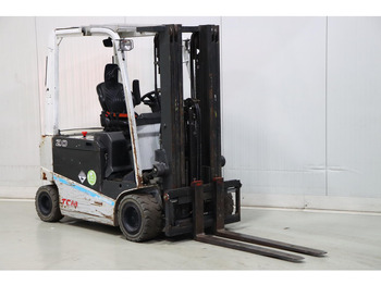 Carrello elevatore elettrico TCM