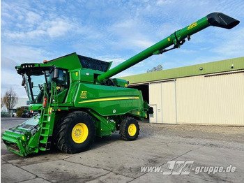 Mietitrebbia JOHN DEERE T660