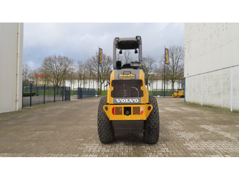 Rullo compattatore/ Rullo compressore Volvo SD 45 B: foto 3