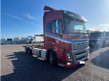 Autocarro telaio VOLVO FH16