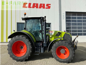 Trattore CLAAS Arion 650