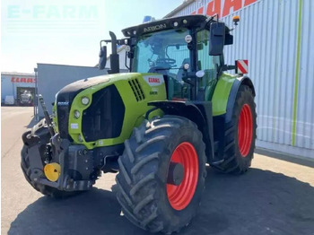 Trattore CLAAS Arion 660