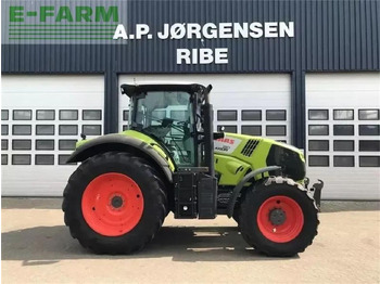 Trattore CLAAS Axion 810
